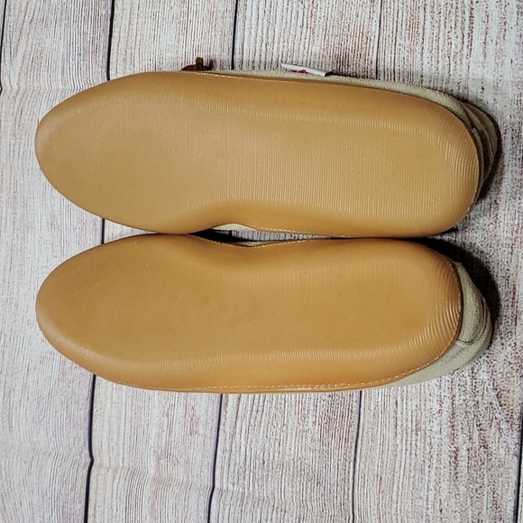 New- Women's Jiffies - Picture 7 of 7